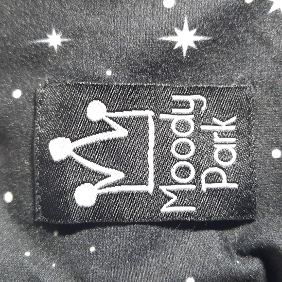 Moody Park Constellation Print Carrier Cover Nursing Cover - Picture 6 of 6